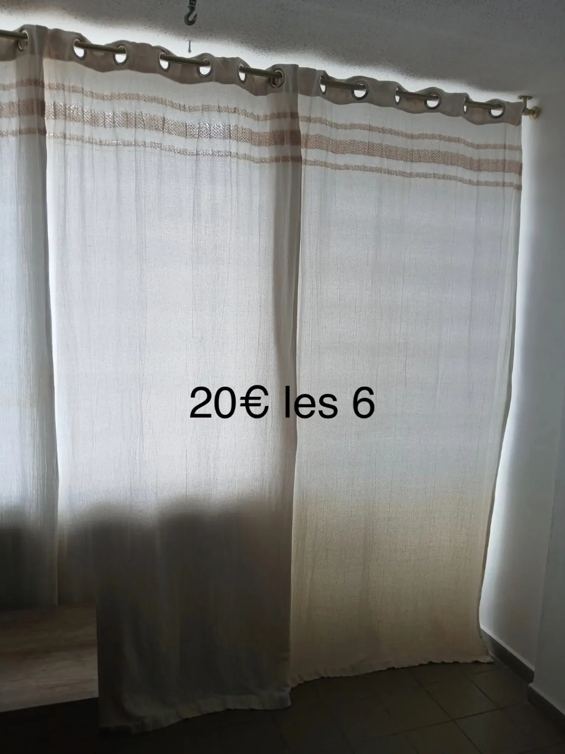 Photo 3/3 — Photo de l'annonce : Rideaux, linge de maison et tapis — Mamoudzou · Centre (Maison)