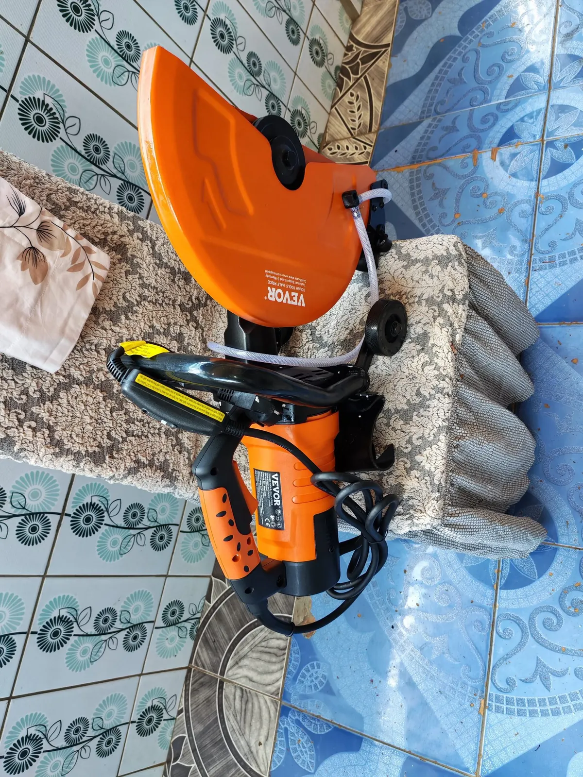 Photo 2/3 — Photo de l'annonce : Scie à béton — Acoua (Matériel professionnel)