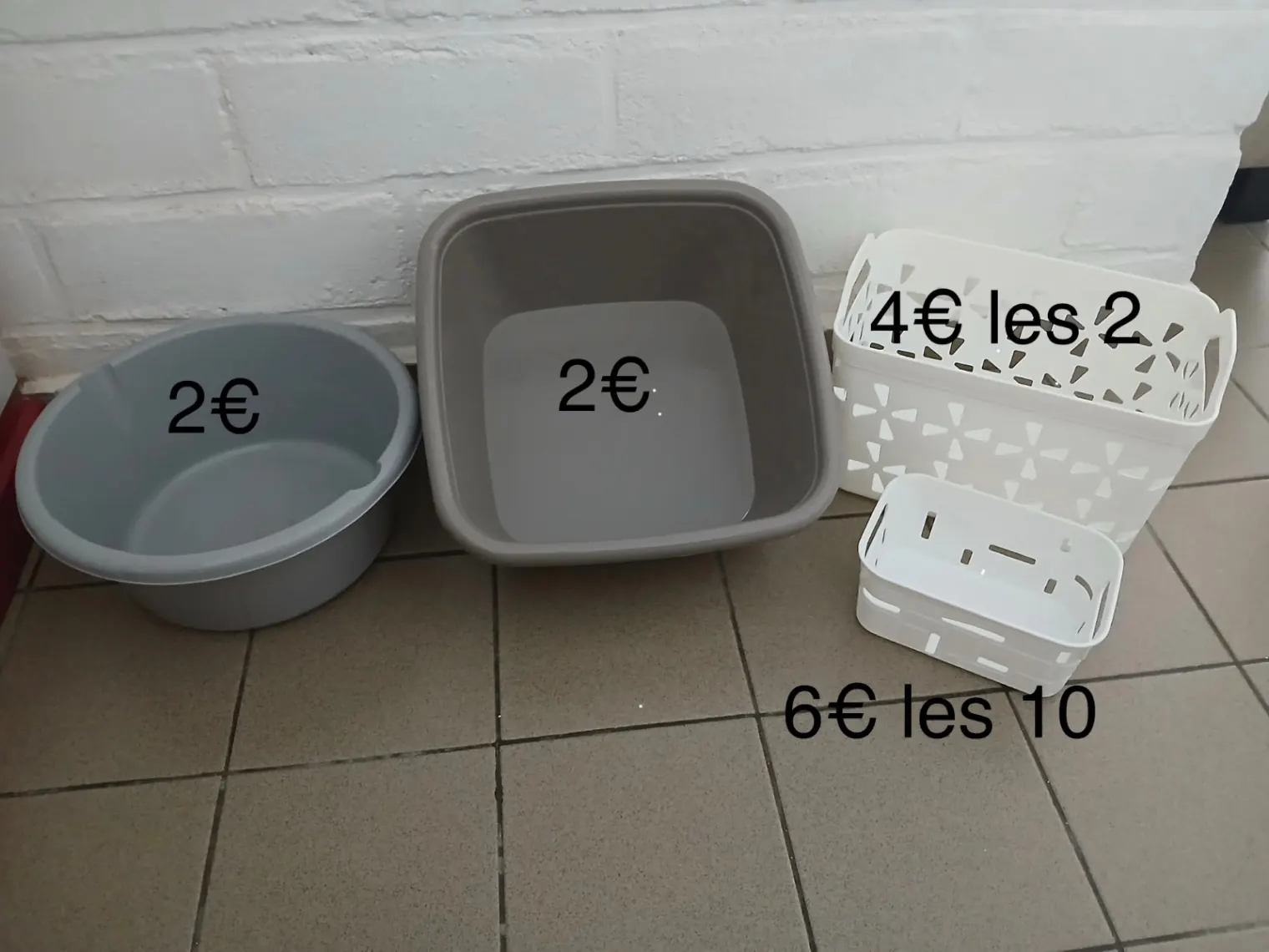 Photo 3/3 — Photo de l'annonce : Bassines et boites de rangement — Mamoudzou · Centre (Maison)