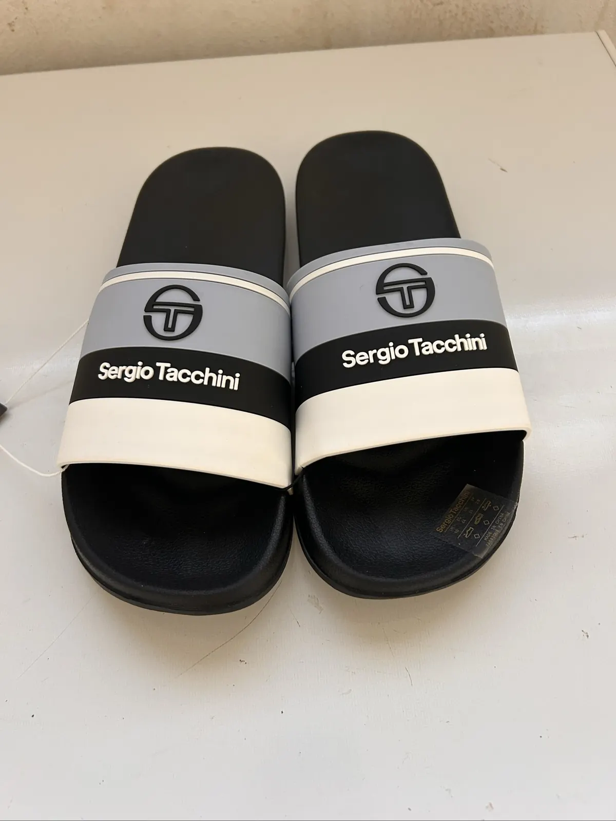 Photo 2/3 — Photo de l'annonce : Chaussures Sergio tacchini  — Mamoudzou · Mtsapéré (Mode)