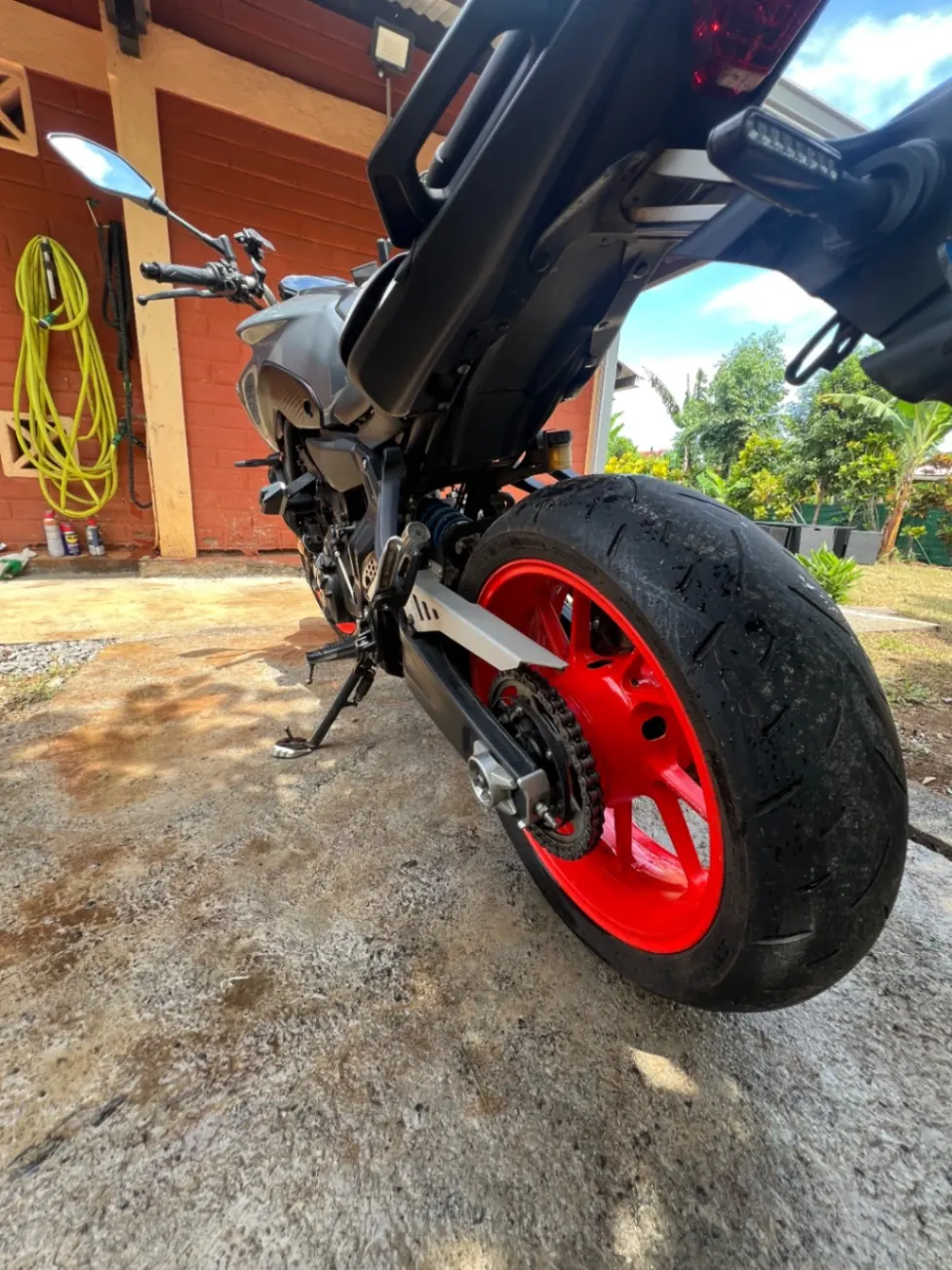 Photo 3/3 — Photo de l'annonce : Yamaha MT 07 — Tsingoni (Véhicules)