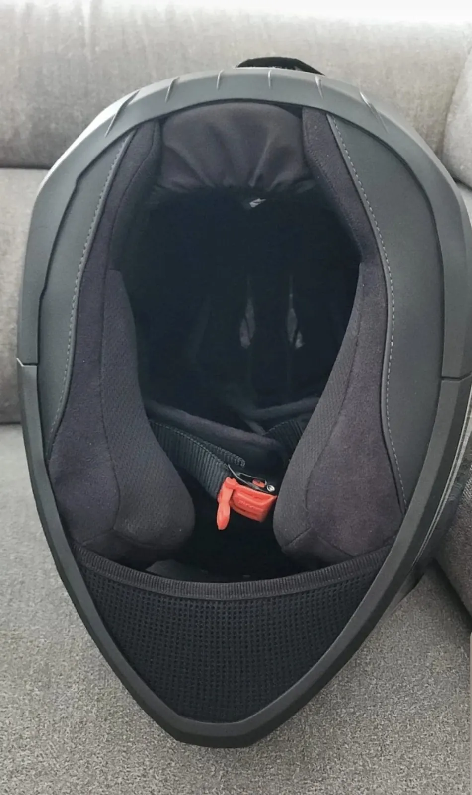 Photo 2/3 — Photo de l'annonce : Casque intégral SHARK — Dzaoudzi · Labattoir (Véhicules)
