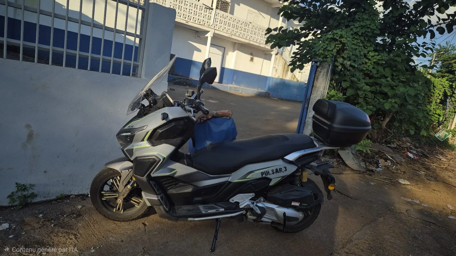 Photo 2/2 — Photo de l'annonce : Pulsar 3 adv 300cc — M'Tsangamouji (Véhicules)