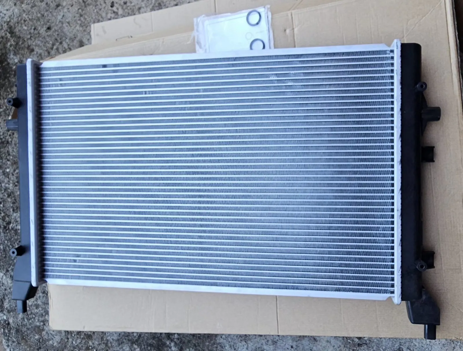 Photo 2/2 — Photo de l'annonce : Radiateur de refroidissement Van Wezel 58002295 – Neuf — Bandraboua · Handrema (Véhicules)