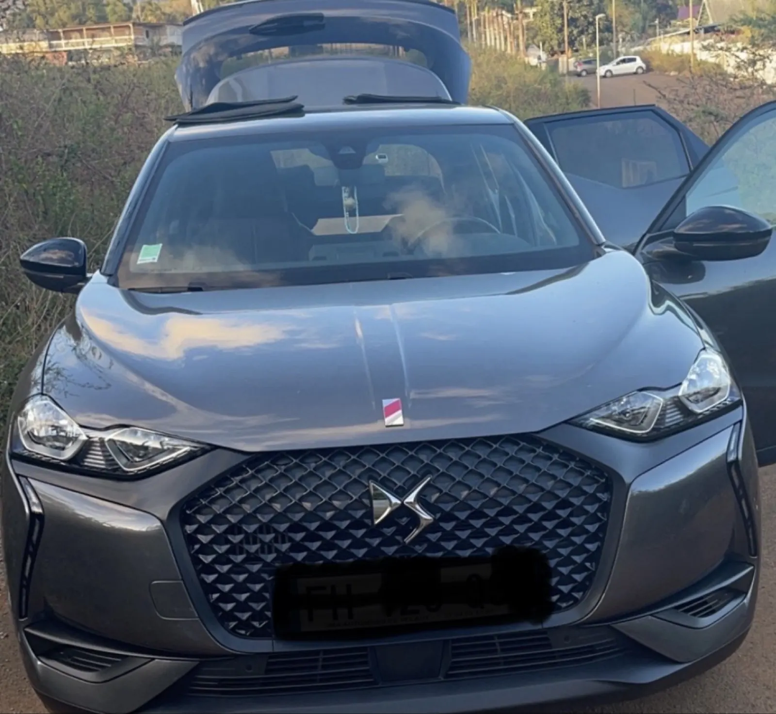 Photo 2/3 — Photo de l'annonce : DS3 Crossback - Performance Line — Tsingoni (Véhicules)