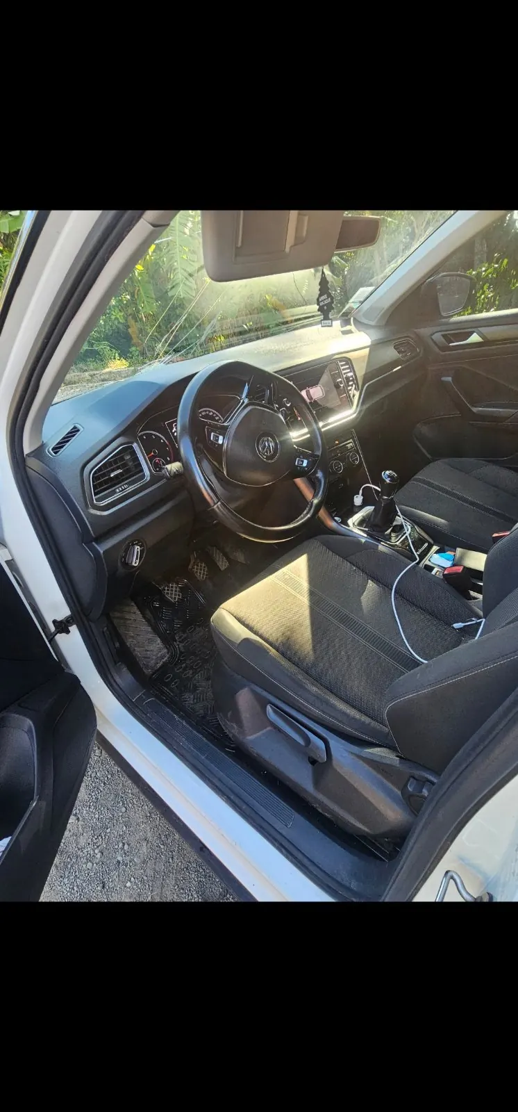 Photo 2/3 — Photo de l'annonce : Volkswagen T-roc — Sada (Véhicules)