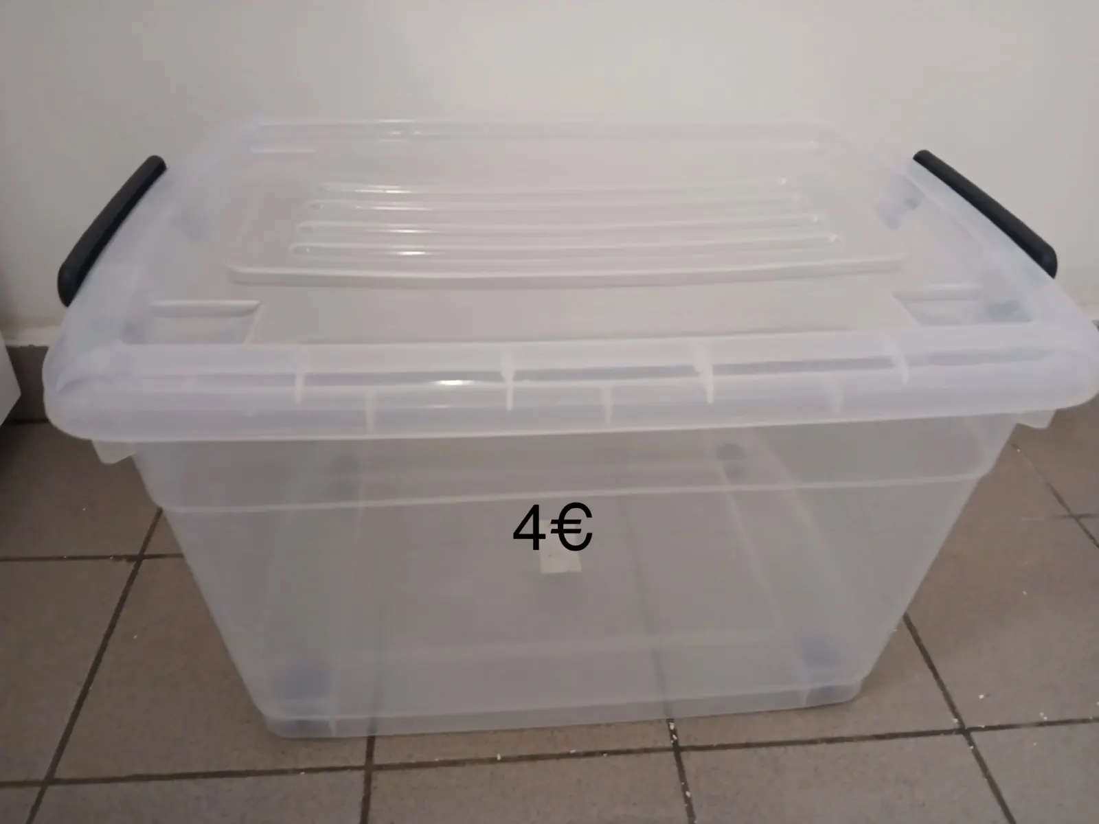Photo 2/3 — Photo de l'annonce : Bassines et boites de rangement — Mamoudzou · Centre (Maison)
