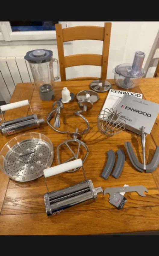 Photo 2/2 — Photo de l'annonce : Kenwood KM070 occasion — Chiconi (Maison)