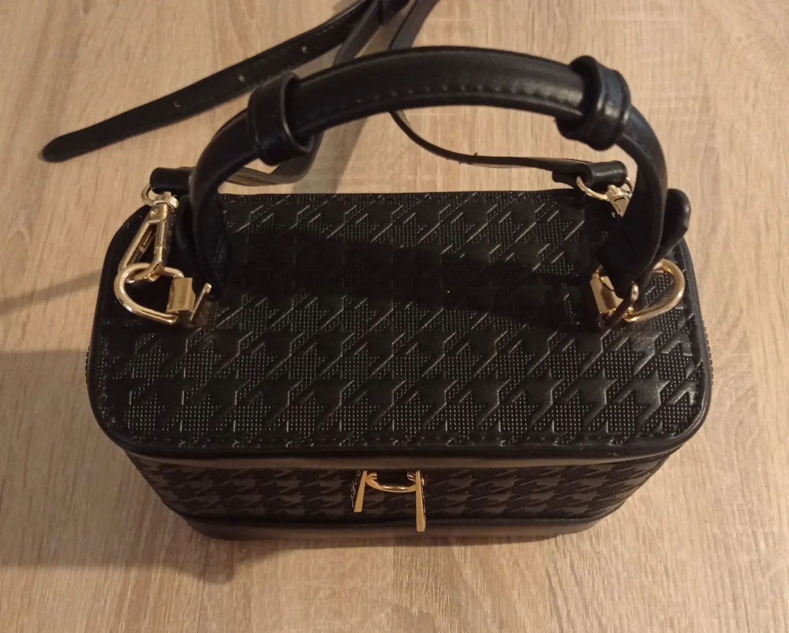 Photo 2/3 — Photo de l'annonce : Neuf : Sac à main GALLANTERY — Tsingoni (Mode)