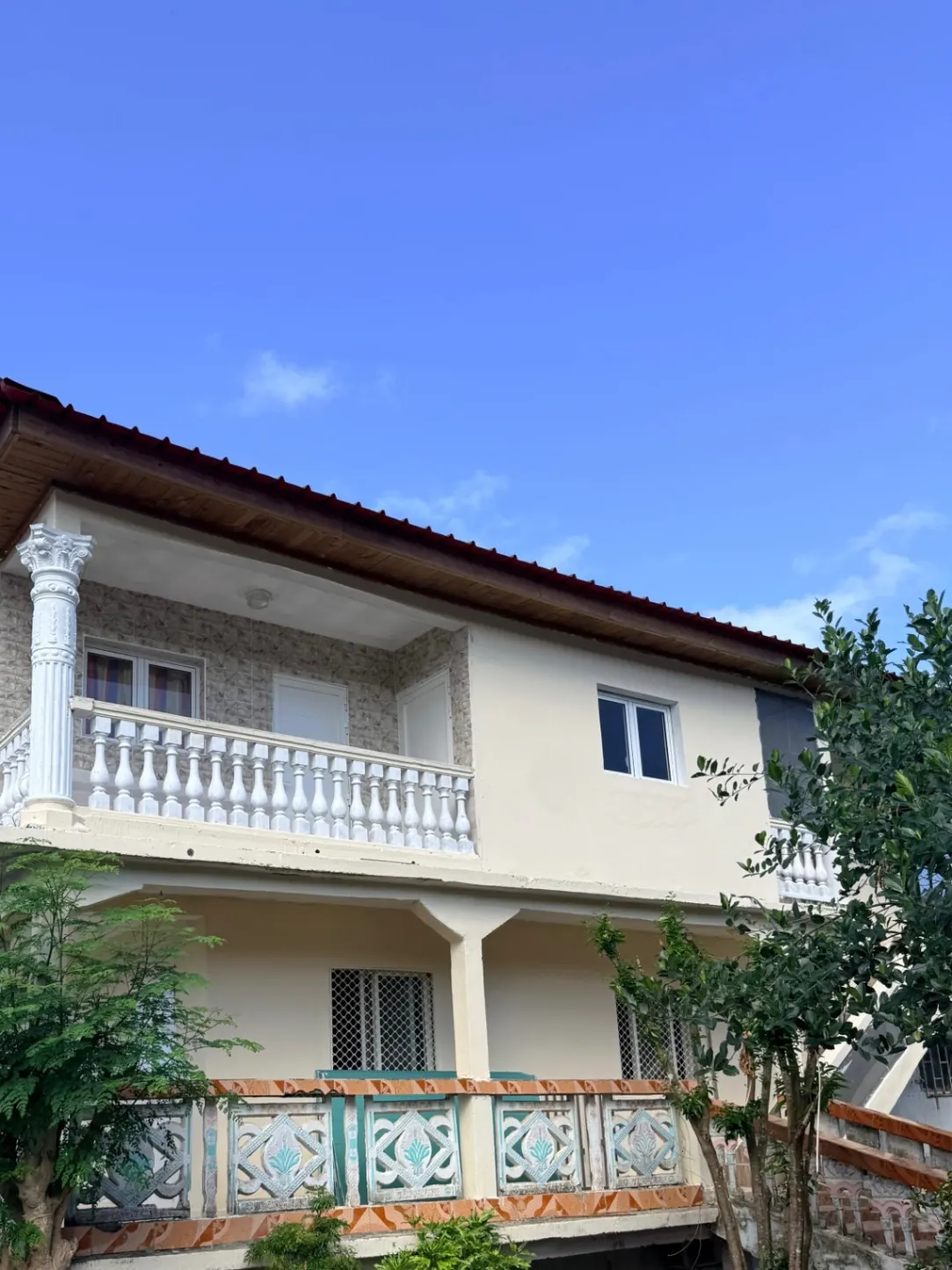 Photo 3/3 — Photo de l'annonce : Loue T3 meublé à Mtsamoudou commune de BANDRELE — Bandrele (Immobilier)