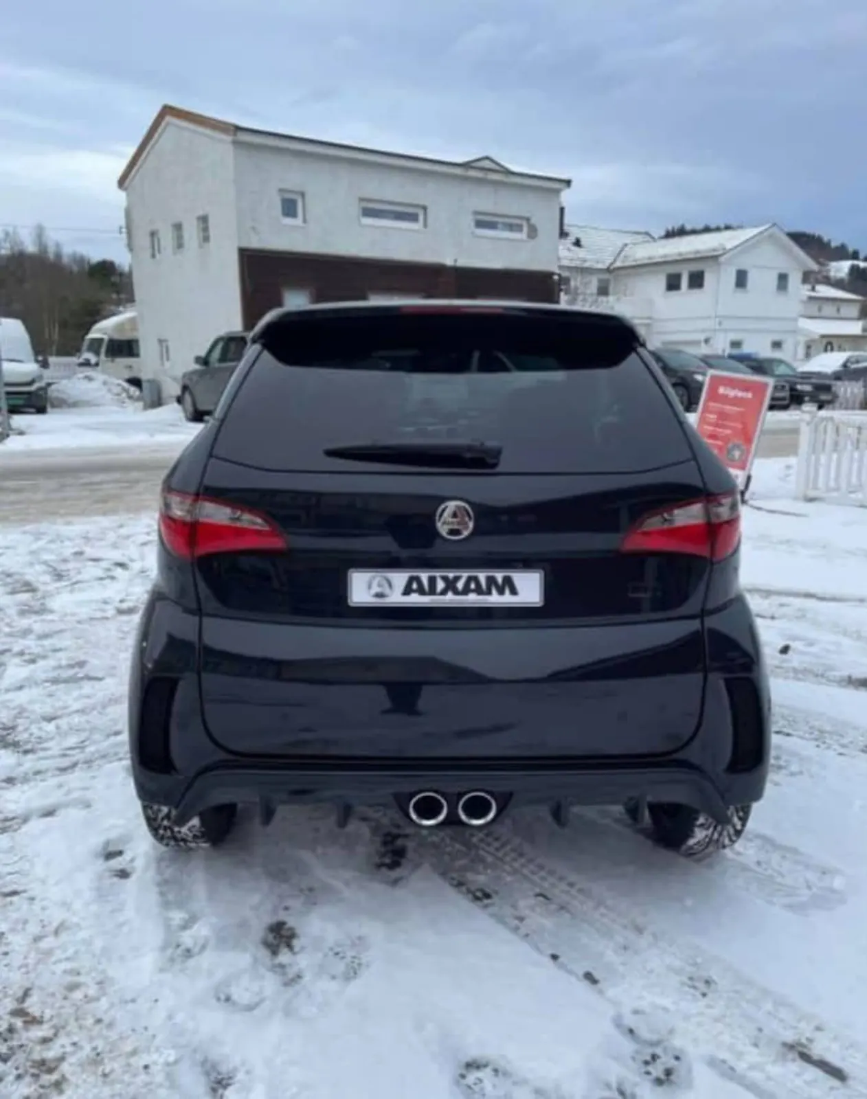 Photo 2/2 — Photo de l'annonce : voiturette sans permis Aixam coupé — Dembeni · Iloni (Véhicules)