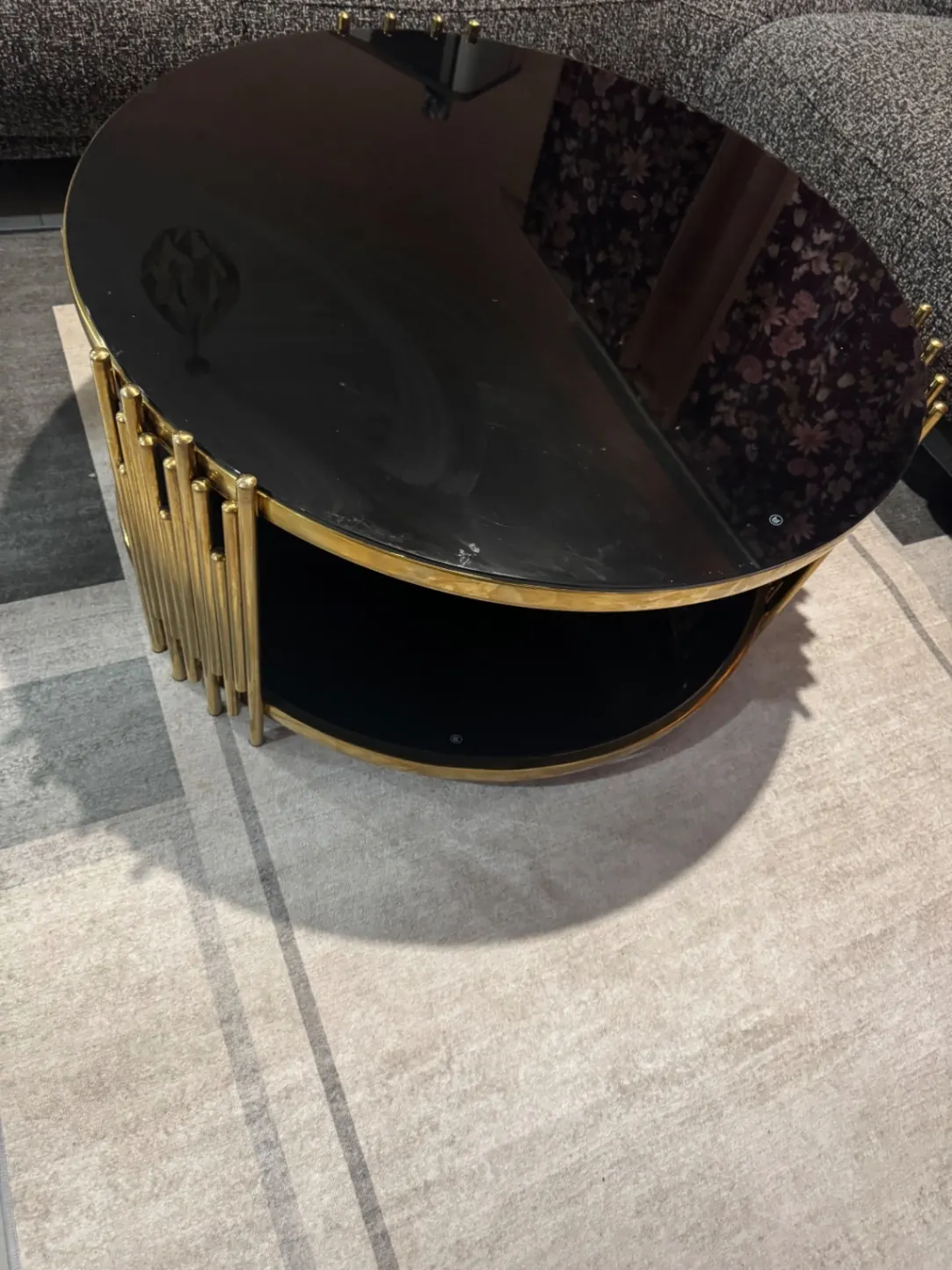 Photo 2/3 — Photo de l'annonce : Table basse — Mamoudzou · Kawéni (Maison)