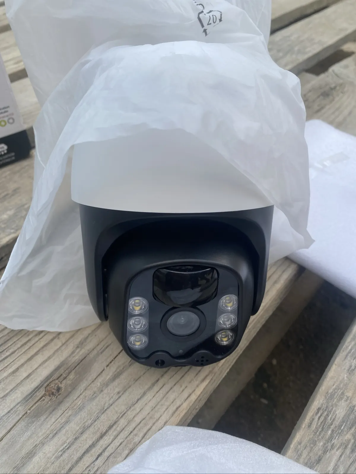 Photo 3/3 — Photo de l'annonce : CAMÉRA ULTRA HD Extérieure MOTORISÉ PT — Pamandzi (Autres)