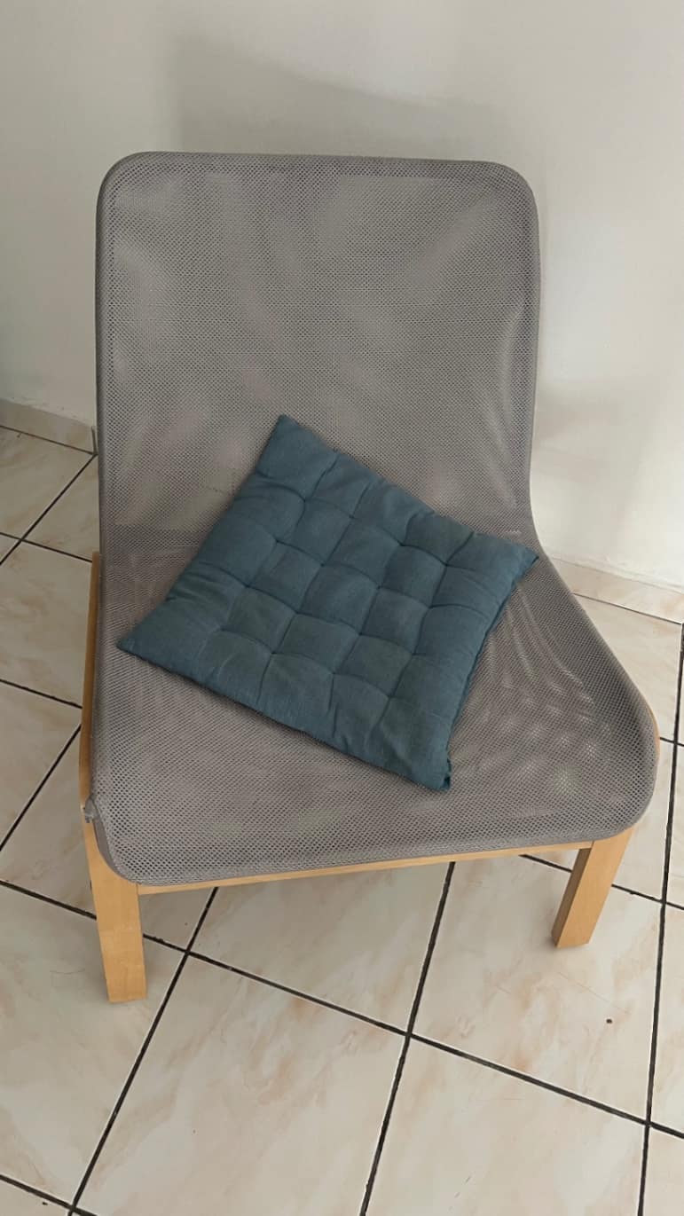 Photo 2/2 — Photo de l'annonce : Chaise de salon — Dzaoudzi · Dzaoudzi-Rocher (Maison)