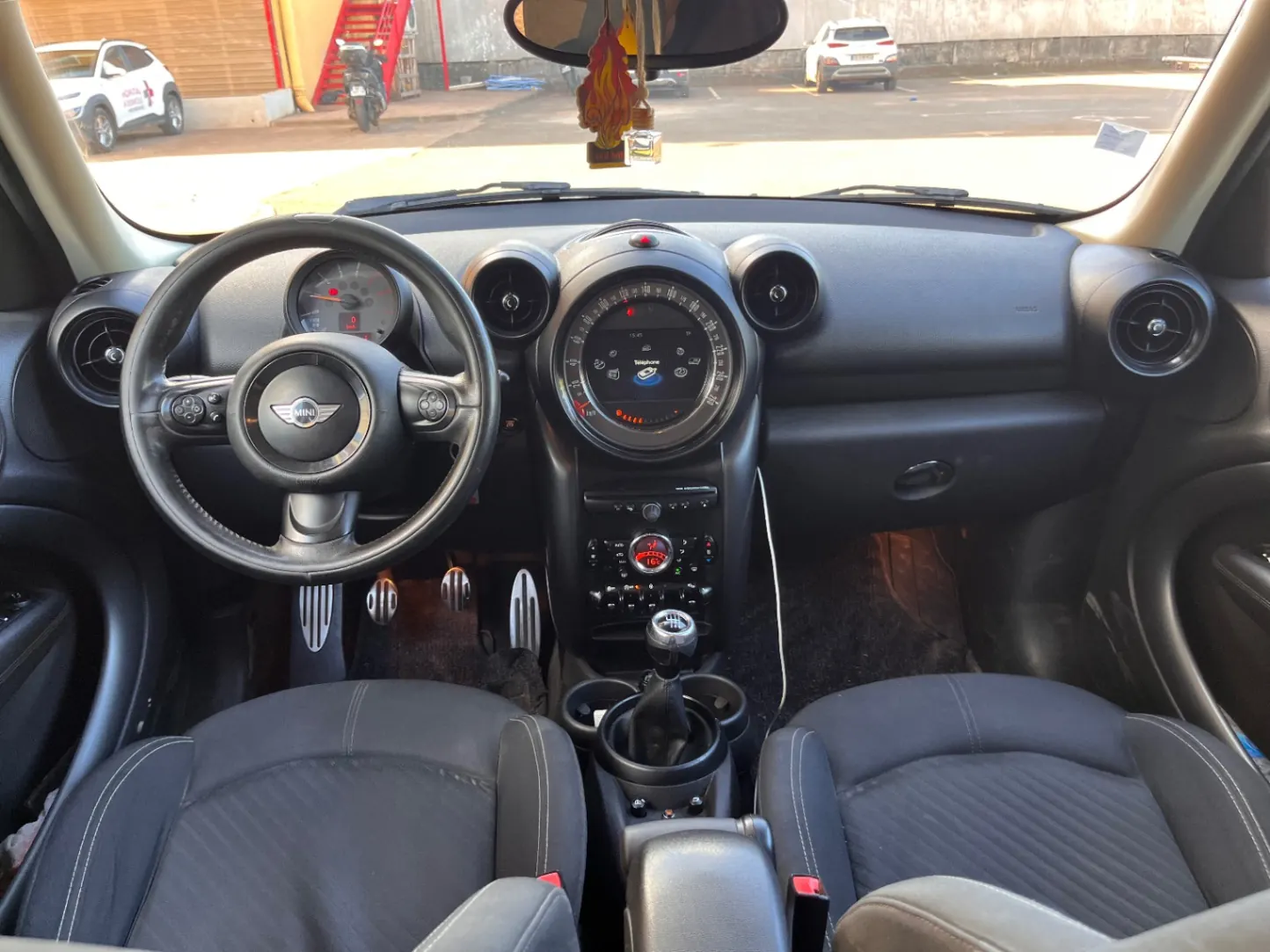 Photo 3/3 — Photo de l'annonce : MINI COUNTRYMAN SD — Mamoudzou (Véhicules)