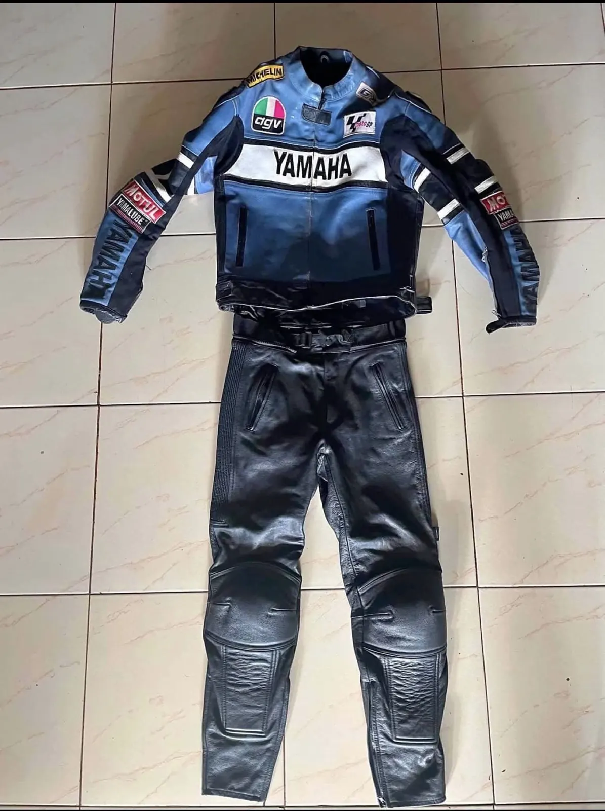 Photo 2/2 — Photo de l'annonce : Combinaison Moto — Chiconi (Autres)