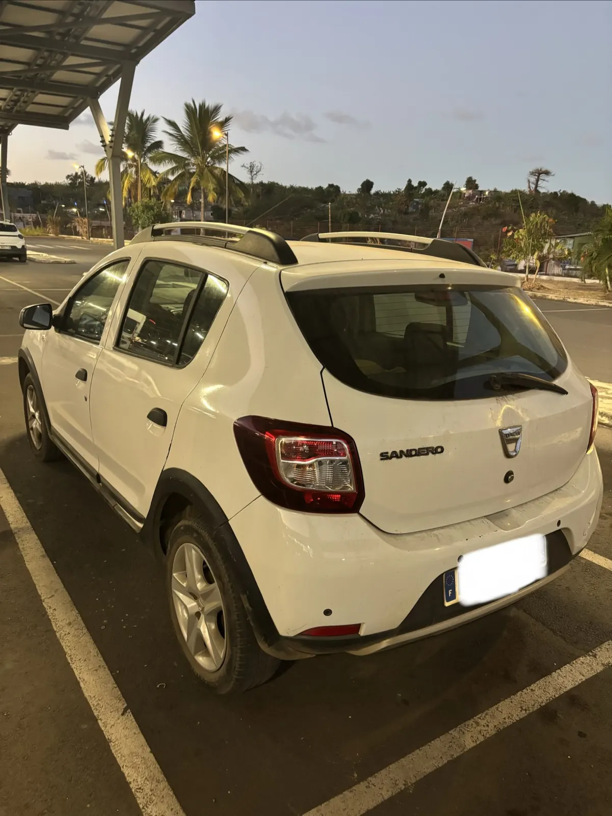 Photo 2/2 — Photo de l'annonce : Dacia Sandero Stepway — Koungou · Majicavo-Lamir (Véhicules)