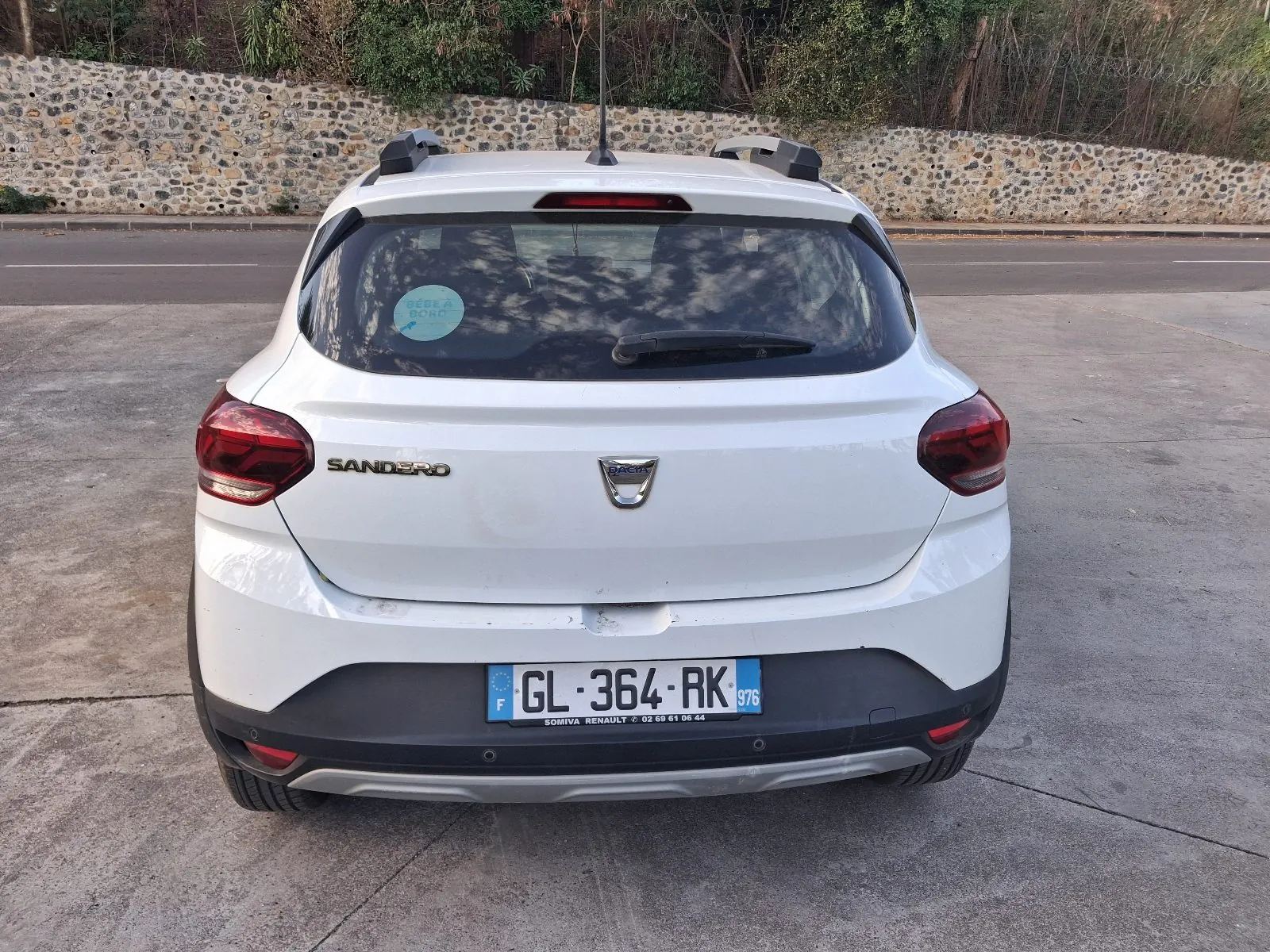 Photo 2/3 — Photo de l'annonce : Dacia Sandero stepway 90ch 2023 — Boueni (Véhicules)