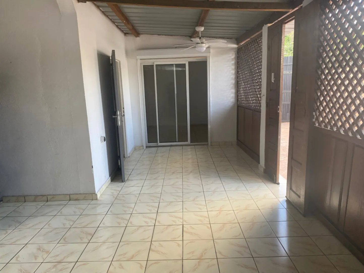 Photo 3/3 — Photo de l'annonce : Logement T4 PAMANDZI — Pamandzi (Immobilier)