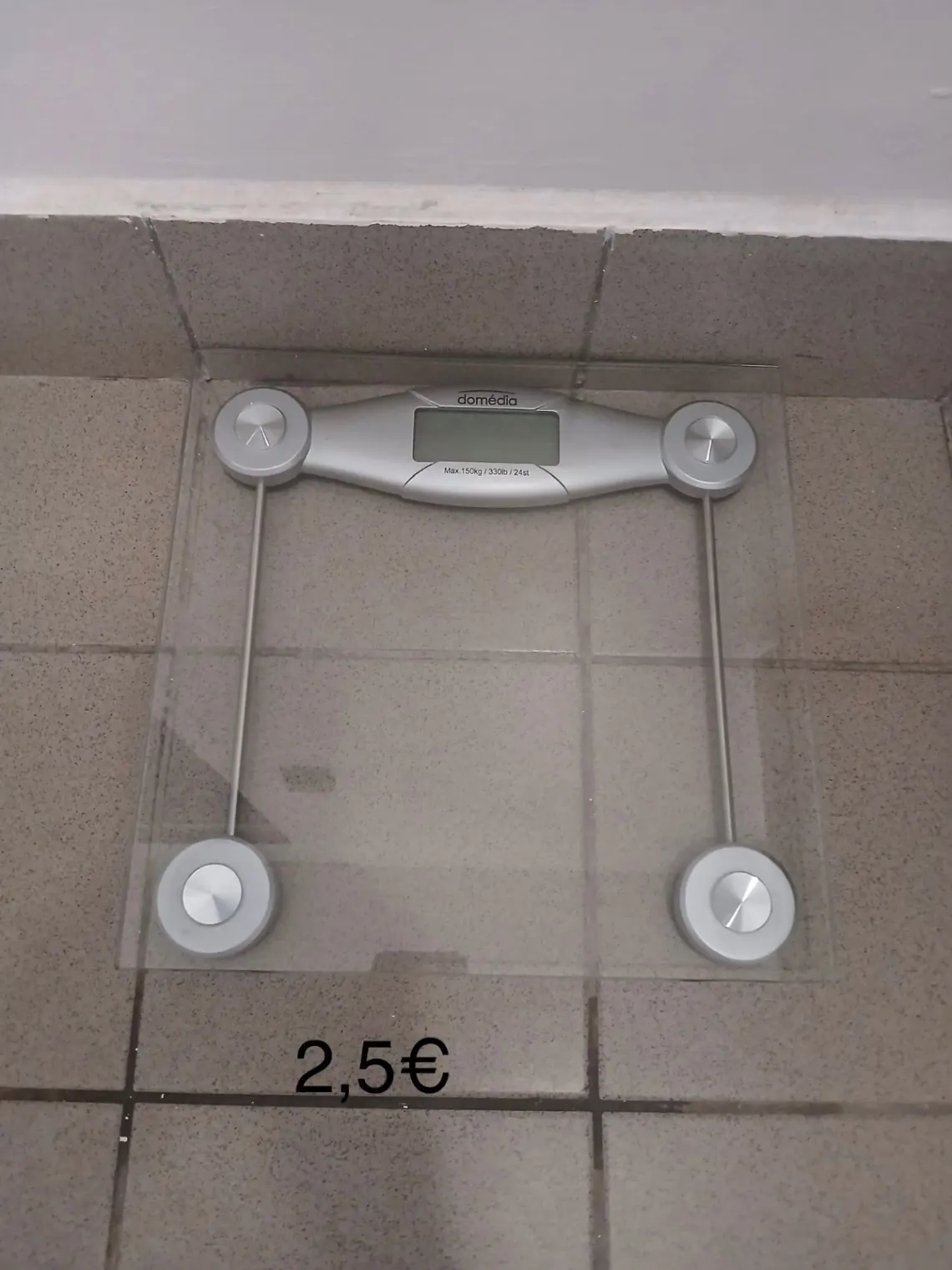 Photo 3/3 — Photo de l'annonce : Articles SDB + balance pèse personne — Mamoudzou · Centre (Maison)