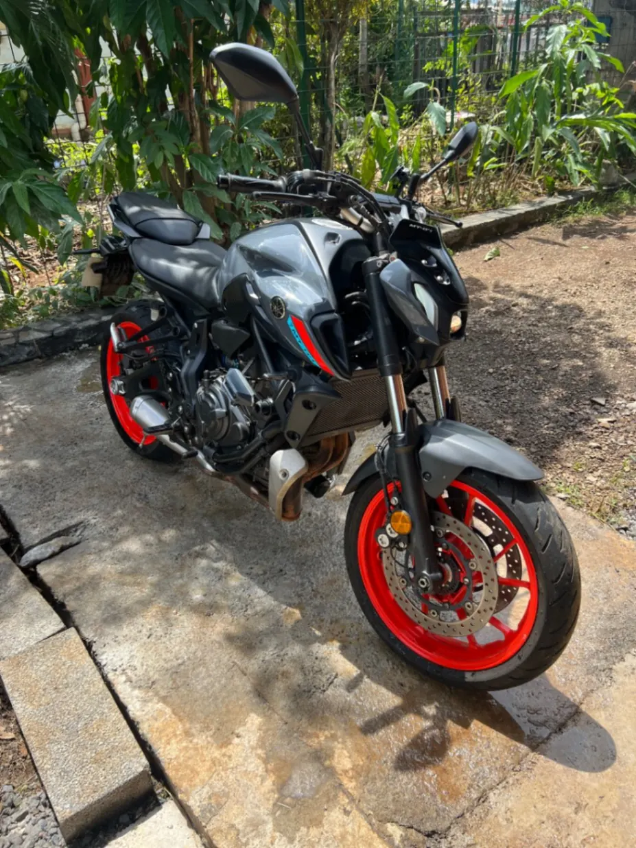 Photo 2/3 — Photo de l'annonce : Yamaha MT 07 — Tsingoni (Véhicules)